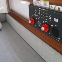 Axopar 28 Cabin