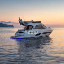 Fairline Squadron 53