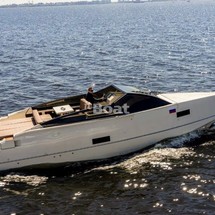 Velvette Cruiser 33 Intelligent