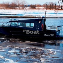 Barents Boats 900