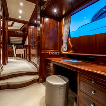 Benetti Classic 120