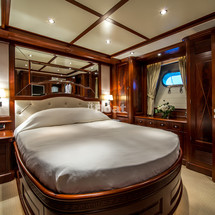 Benetti Classic 120