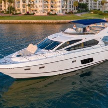 Sunseeker 63 Manhattan