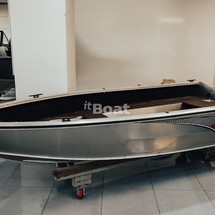 Windboat 4.6DC EVO