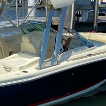 Chris-Craft Calypso 26