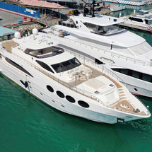 Majesty Yachts 105