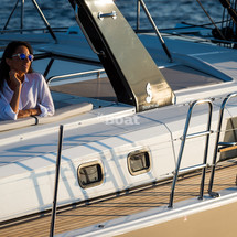 Beneteau Oceanis Yacht 62