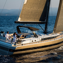 Beneteau Oceanis Yacht 62