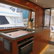 Contest Yachts 52MC Flybridge