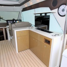 Cruisers Yachts 48 Cantius