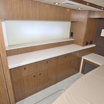 Cruisers Yachts 48 Cantius