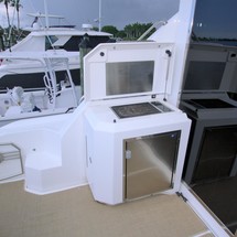 Cruisers Yachts 48 Cantius