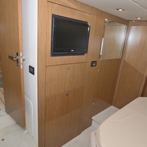 Cruisers Yachts 48 Cantius