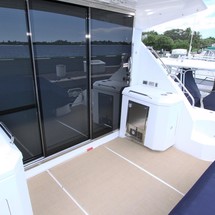 Cruisers Yachts 48 Cantius