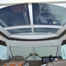 Cruisers Yachts 48 Cantius