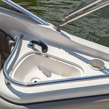 Sea Ray 240 Sundeck