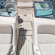 Sea Ray 240 Sundeck