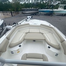 Nauticstar 231