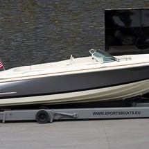 Chris-Craft Launch 27