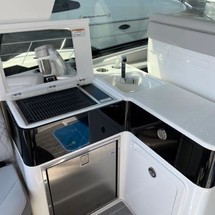 Sea Ray 370 Sundancer