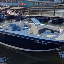 Chaparral 230 SunCoast