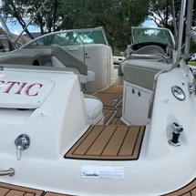 Sea Ray 240 Sundeck