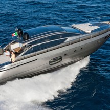 Pershing 62