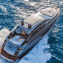 Pershing 62