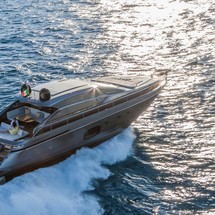 Pershing 62