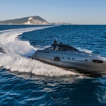 Pershing 62