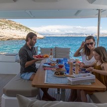 Fountaine Pajot Astréa 42