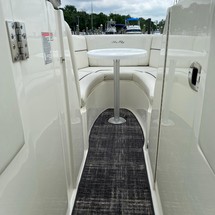 Sea Ray 270 SLX