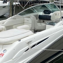 Sea Ray 270 SLX