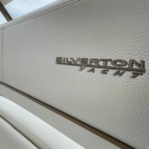 Silverton 38 Sport Bridge