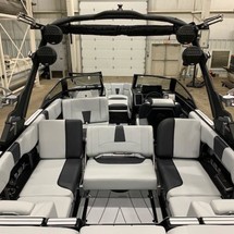 Malibu Wakesetter 23 LSV