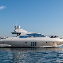 Azimut 68S