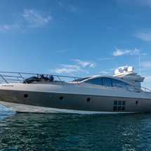 Azimut 68S