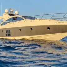 Azimut 68S