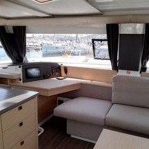 Fountaine Pajot Helia 44