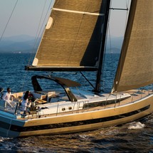 Beneteau Oceanis Yacht 62