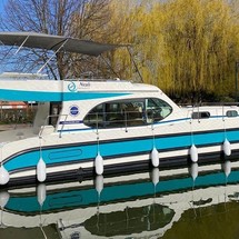 Cantieri estensi goldstar 560 c fly