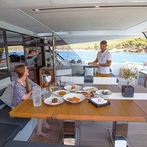 Fountaine Pajot Power 67