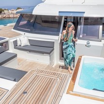 Fountaine Pajot Power 67