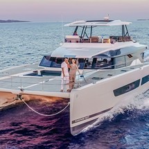 Fountaine Pajot Power 67