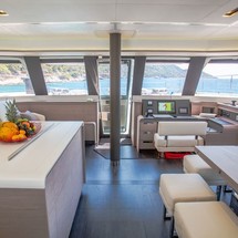 Fountaine Pajot Power 67