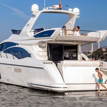 Azimut 58