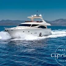 Ferretti 830