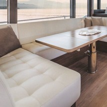 Absolute Navetta 52