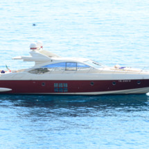 Azimut 68S