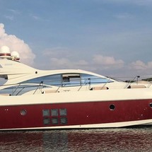 Azimut 68S